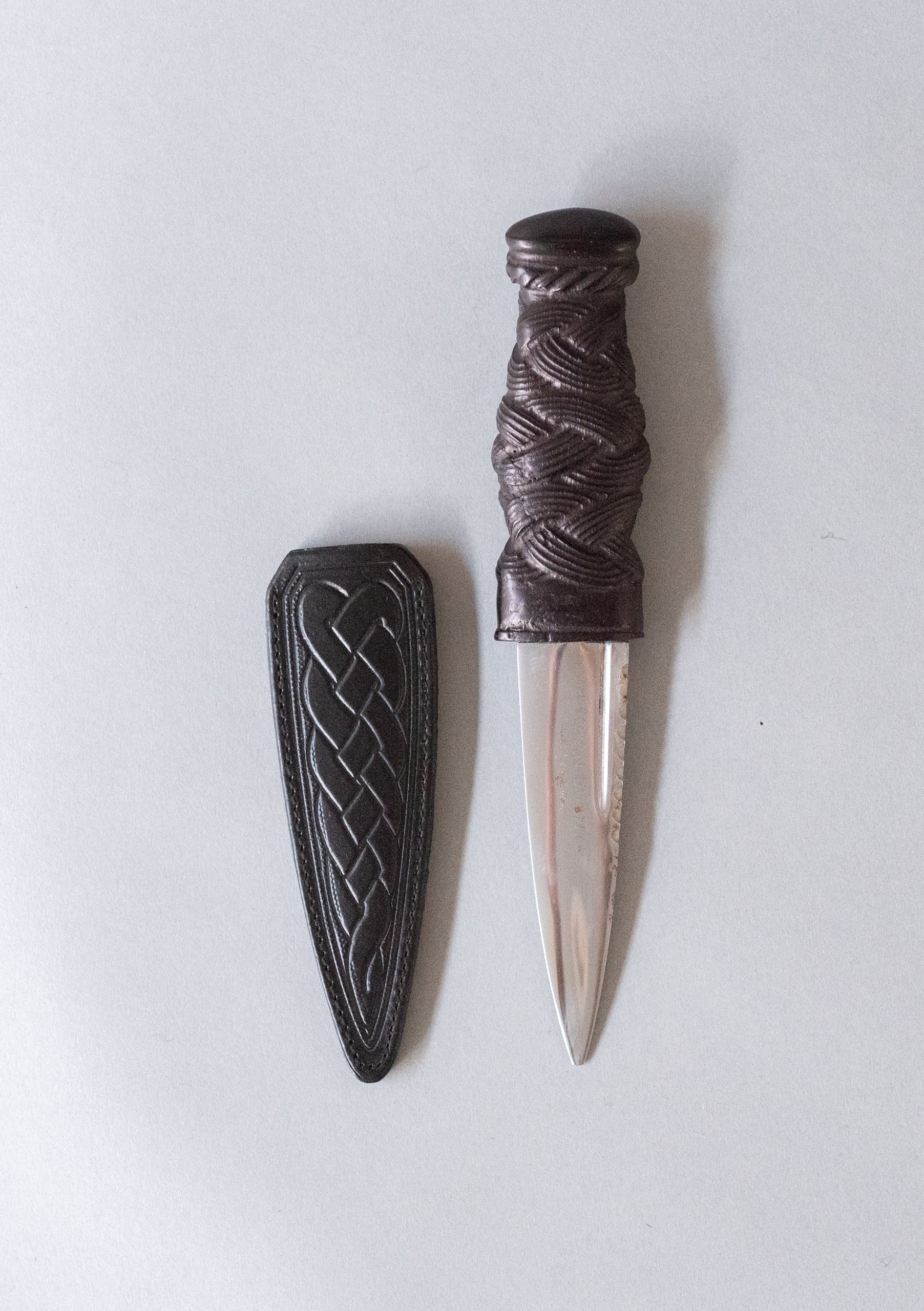 Celtic Black Daywear Sgian Dubh - Image 4