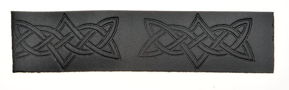 Embossed Interlink Velcro Black Kilt Belt - Image 2