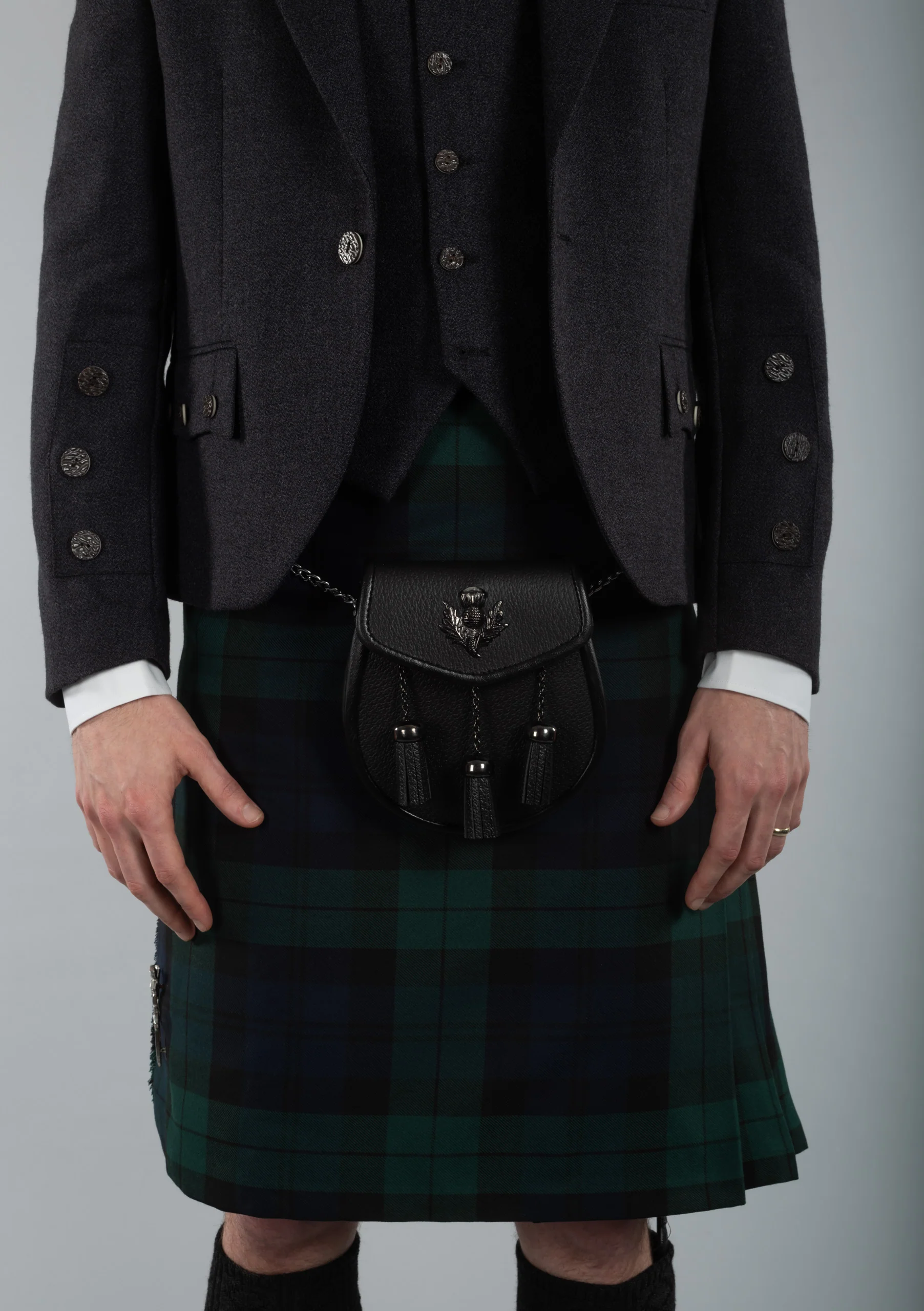 Kilt Society Essential- Men's 8 Yard Kilt - 16 Colours - Image 3
