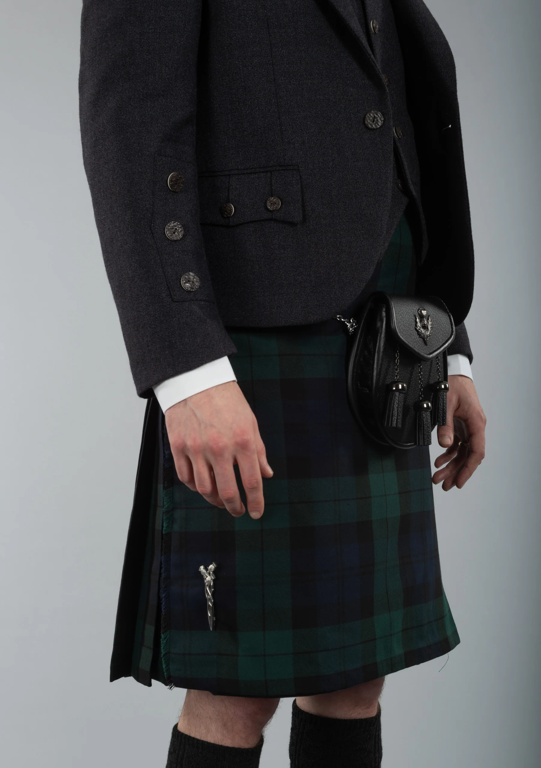 Kilt Society Essential- Men's 8 Yard Kilt - 16 Colours - Image 4