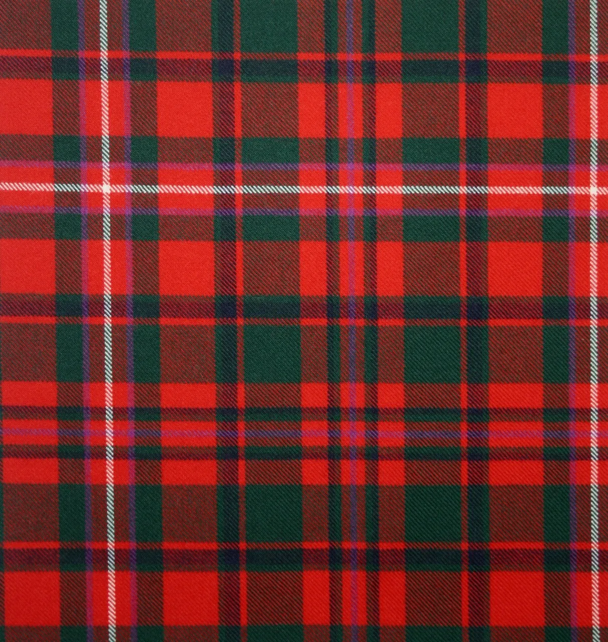 Traditional 8 Yard Custom Made Kilt - Lochcarron Braeriach 13oz Mediumweight Wool - Image 2