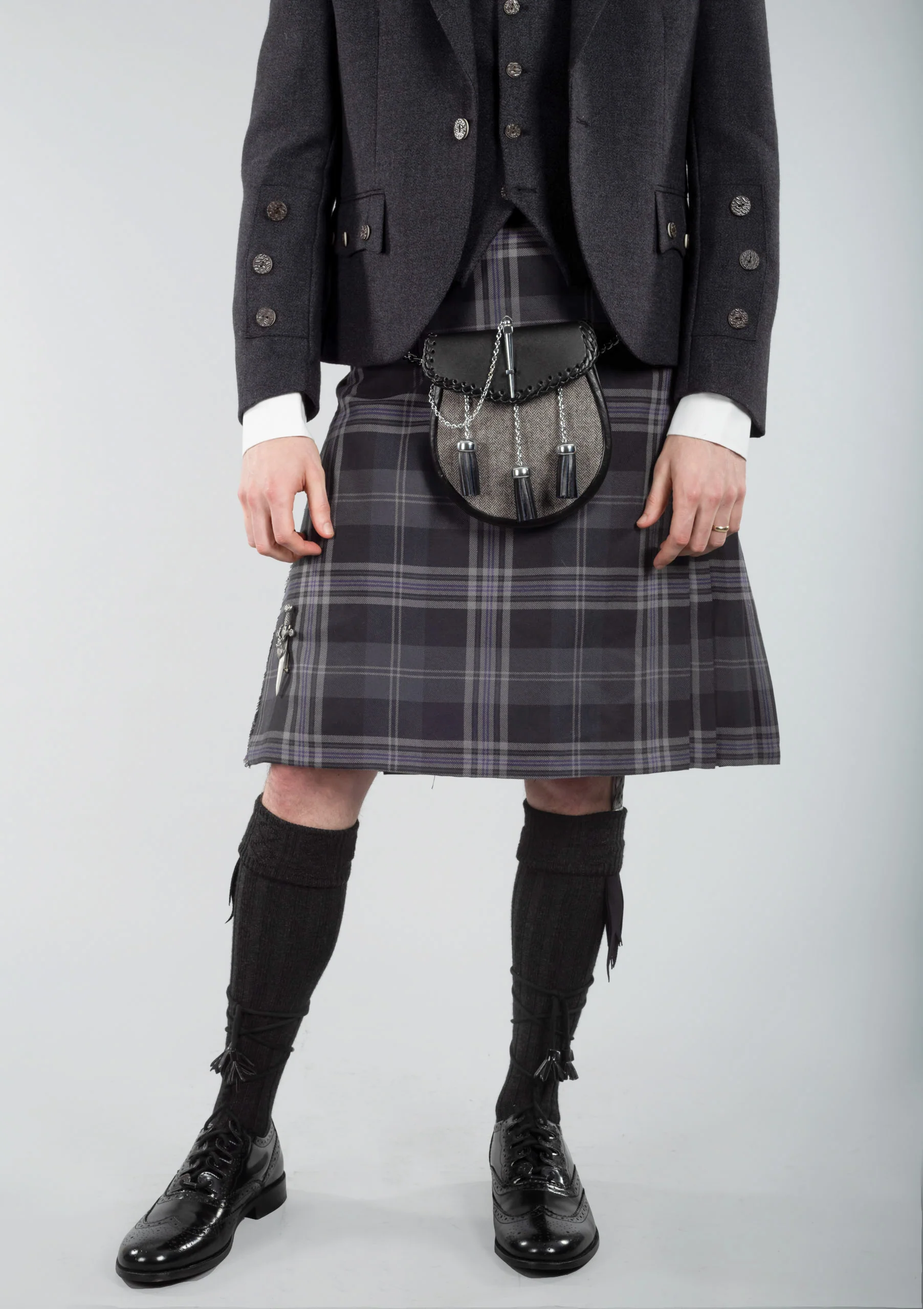 Persevere Flint Grey Tartan 8 Yard Kilt - Image 3