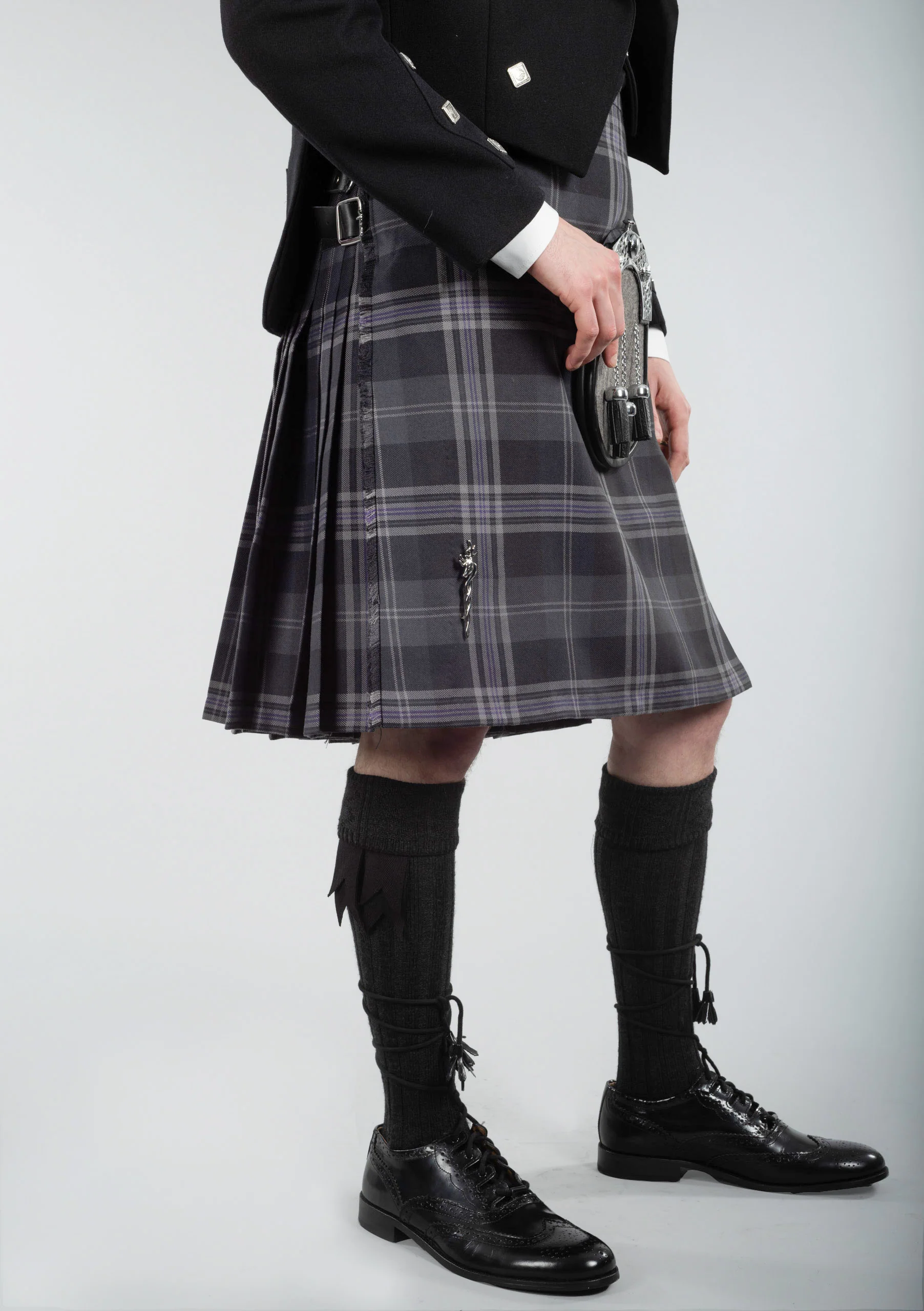 Persevere Flint Grey Tartan 8 Yard Kilt - Image 4