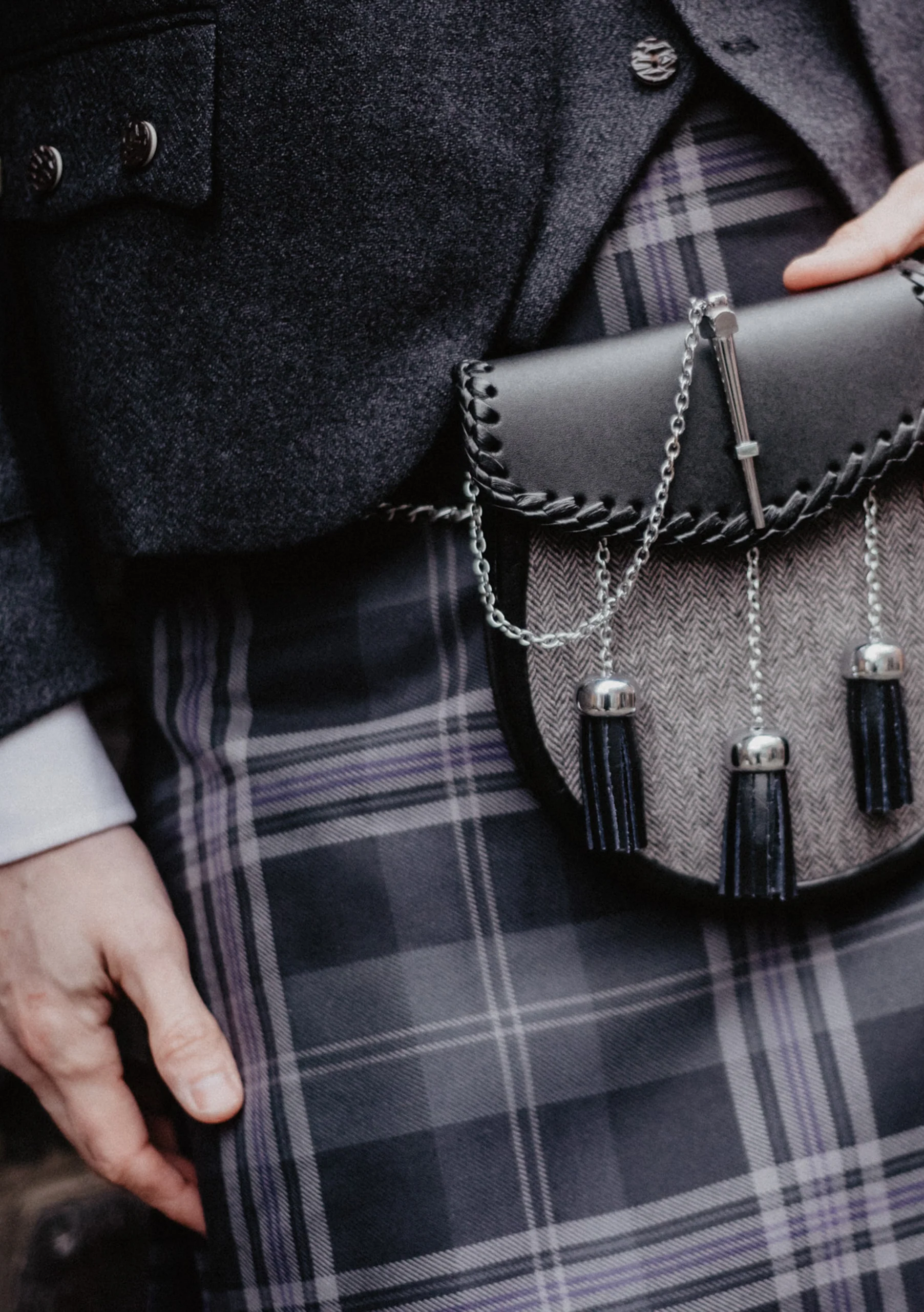 Persevere Flint Grey Tartan 8 Yard Kilt - Image 6